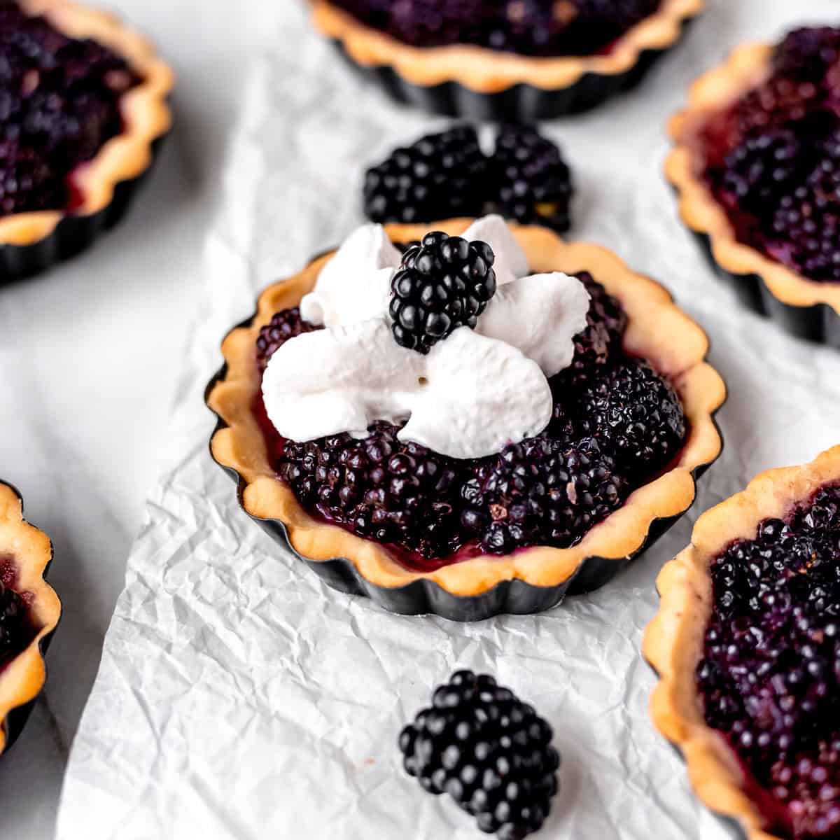 Easy Blackberry Tartlets: Elegant Dessert for Any Occasion